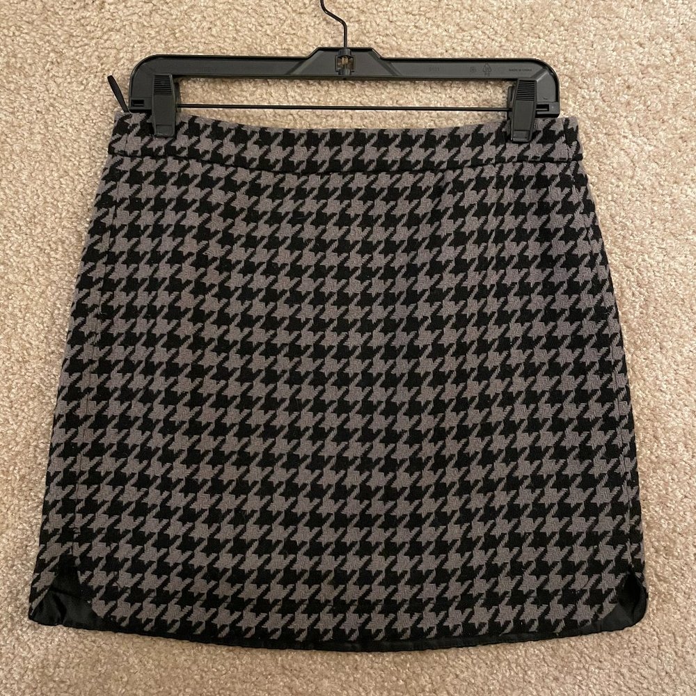 J. Crew Houndstooth Wool Blend Size 4 Mini Skirt